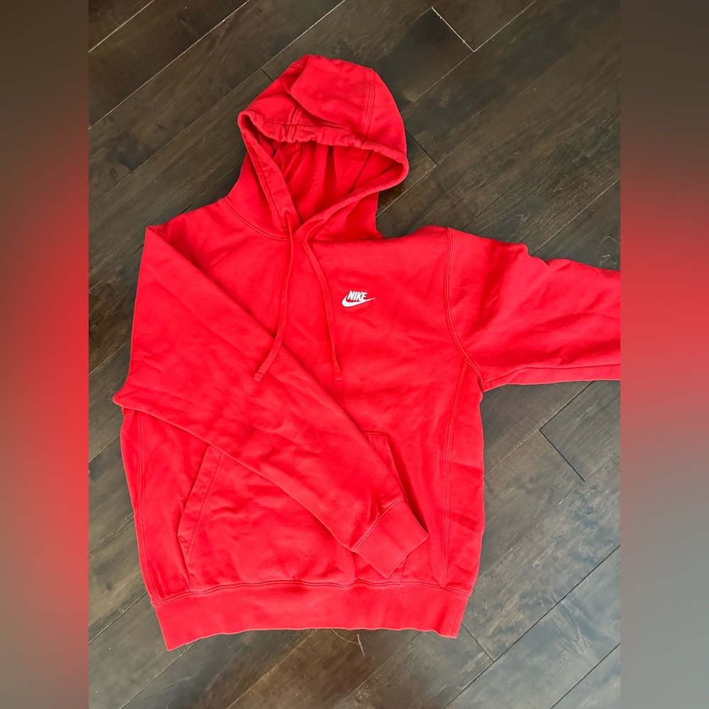 Red Nike Sportswear Club Fleece